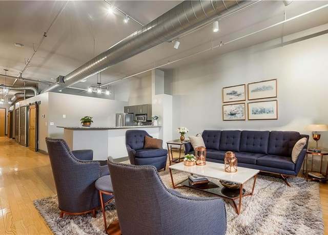 Property at 200 Main St #114, Kansas City, MO 64105, 2 beds, 1.5 baths