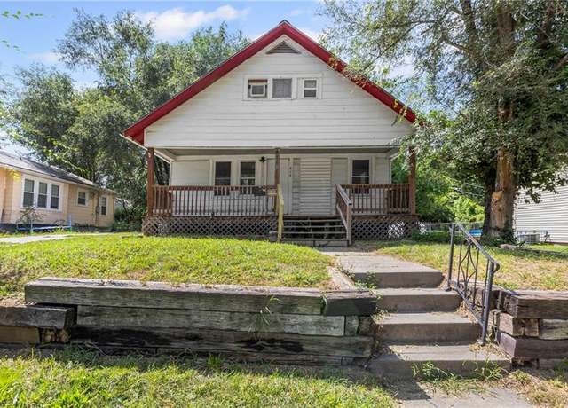 Property at 616 S Hardy Ave, Independence, MO 64053, 5 beds, 2 baths