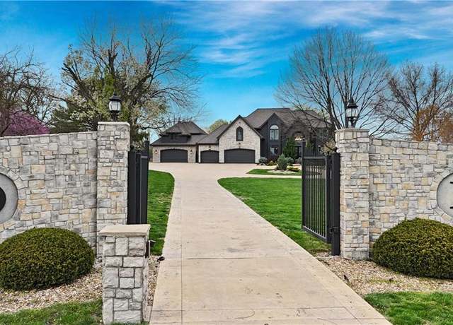 Property at 10380 W 179th St, Overland Park, KS 66013, 6 beds, 6 baths