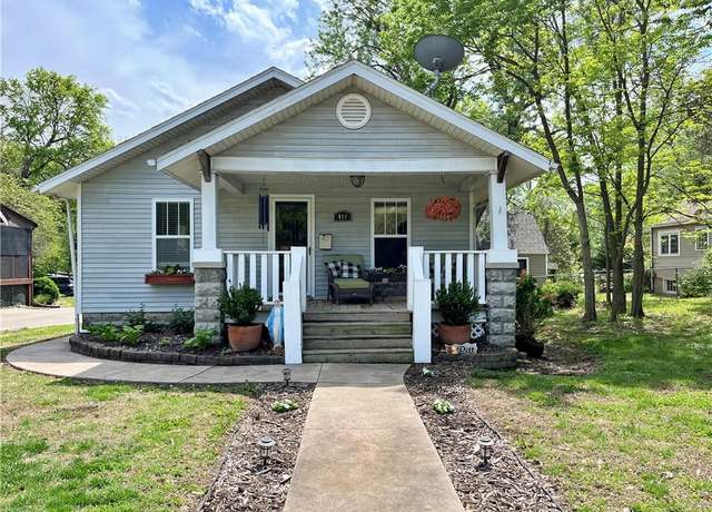 Property at 411 W Quincy St, Pittsburg, KS 66762, 3 beds, 1 bath