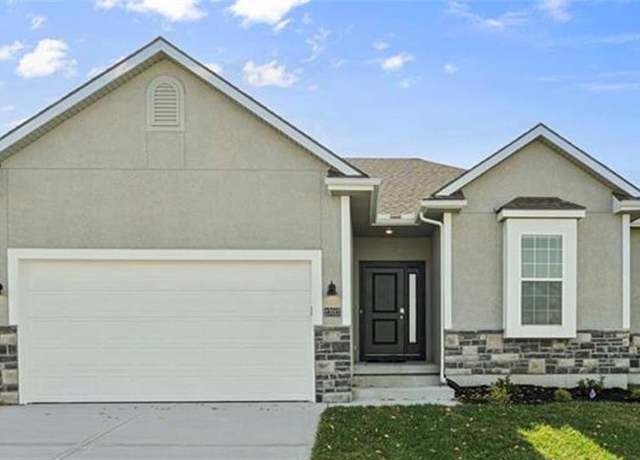Property at 27017 E Olive Dr, Lee's Summit, MO 64086, 3 beds, 3 baths