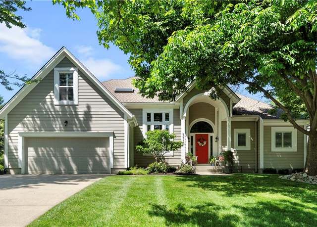 Property at 5510 W 153rd Ter, Overland Park, KS 66223, 5 beds, 4.5 baths
