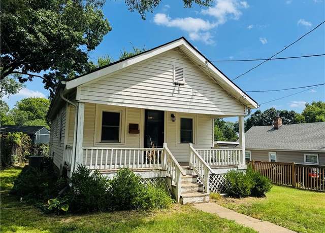 Property at 1835 S 8th St, Kansas City, KS 66103, 3 beds, 1 bath