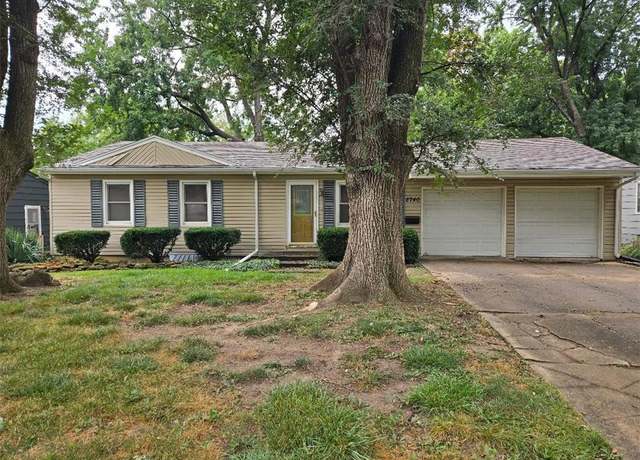 Property at 8740 Riley St, Overland Park, KS 66212, 3 beds, 1 bath