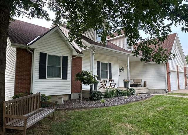 Property at 4809 Creek Crossing Dr, St Joseph, MO 64507, 3 beds, 3 baths
