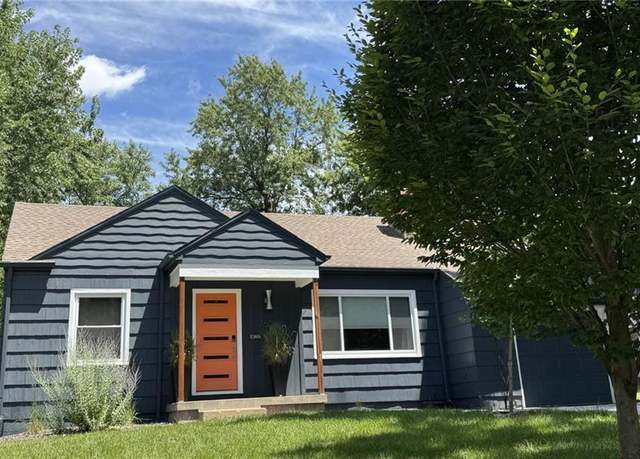 Property at 7609 Juniper St, Shawnee Mission, KS 66208, 5 beds, 2 baths