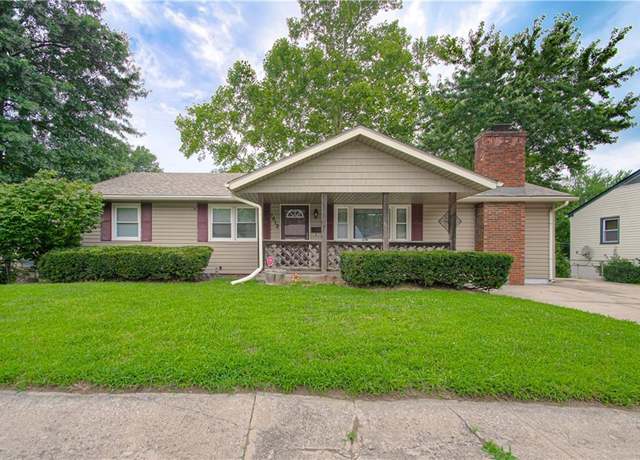 Property at 1612 N Mccoy St, Independence, MO 64050, 4 beds, 2.5 baths