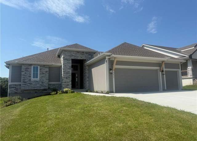 Property at 19411 W 114th Ter, Olathe, KS 66061, 4 beds, 3 baths