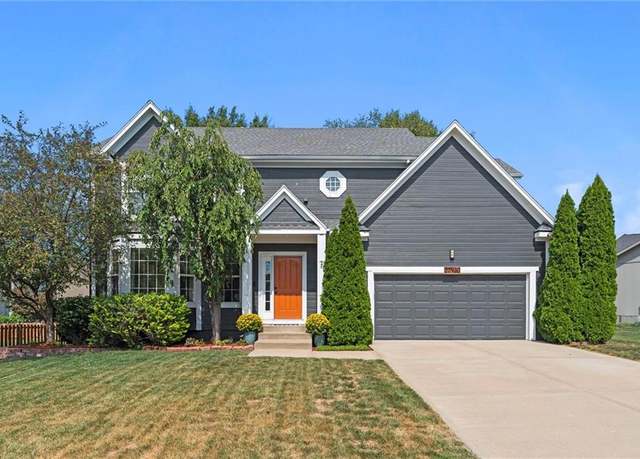 Property at 20930 W 116th St, Olathe, KS 66061, 4 beds, 2.5 baths