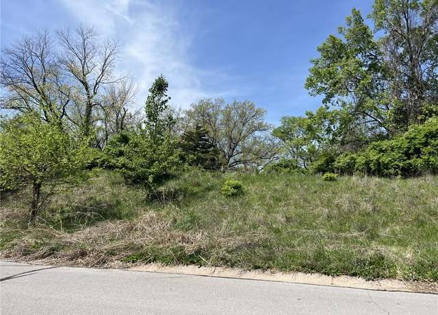 Property at 3737 N Brighton Ave, Kansas City, MO 64117
