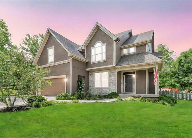 Property at 3612 NE 94th Ter, Kansas City, MO 64156, 4 beds, 3.5 baths