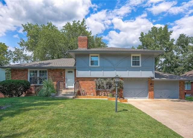 Property at 8110 Greeley Ave, Kansas City, KS 66109, 3 beds, 2.5 baths