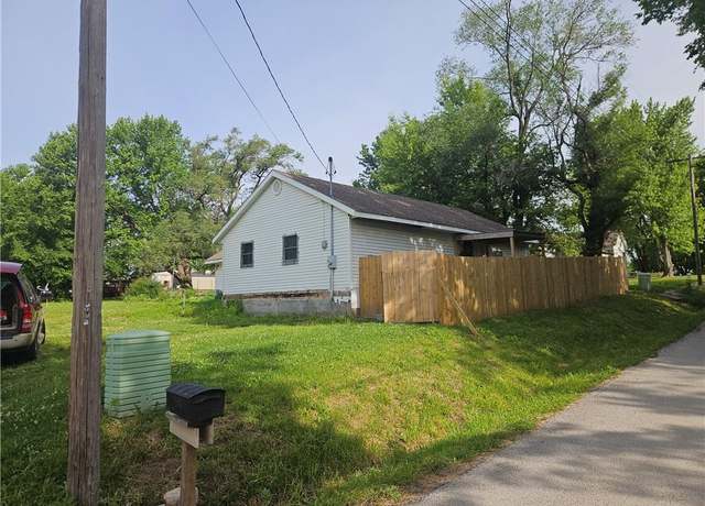Property at 102 South St, Rayville, MO 64084, 3 beds, 2 baths