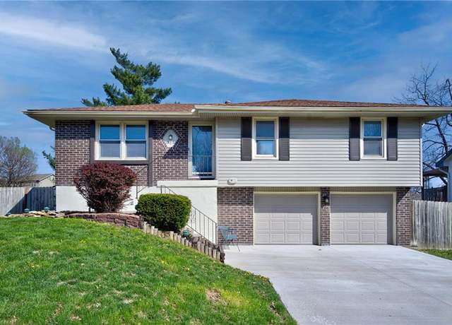 Property at 506 NE 98th Ter, Kansas City, MO 64155, 3 beds, 2.5 baths