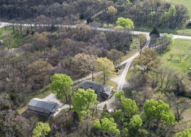 Property at 28404 S Bennett Rd, Freeman, MO 64746, 3 beds, 3 baths
