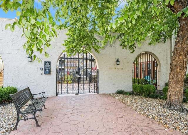 Property at 1111 W 46th St #4, Kansas City, MO 64112, 2 beds, 1 bath