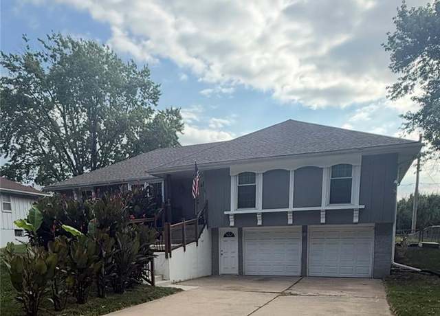 Property at 12943 Sycamore Ave, Grandview, MO 64030, 3 beds, 2 baths