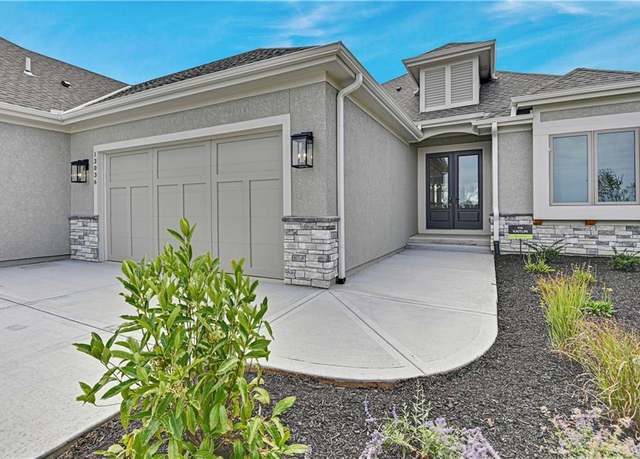 Property at 15026 W 129 Ter, Olathe, KS 66062, 4 beds, 3 baths