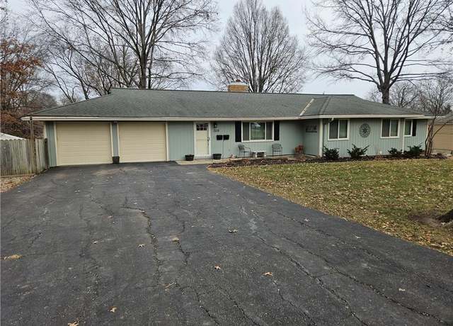 Property at 1208 E 108th Ter, Kansas City, MO 64131, 4 beds, 3.5 baths