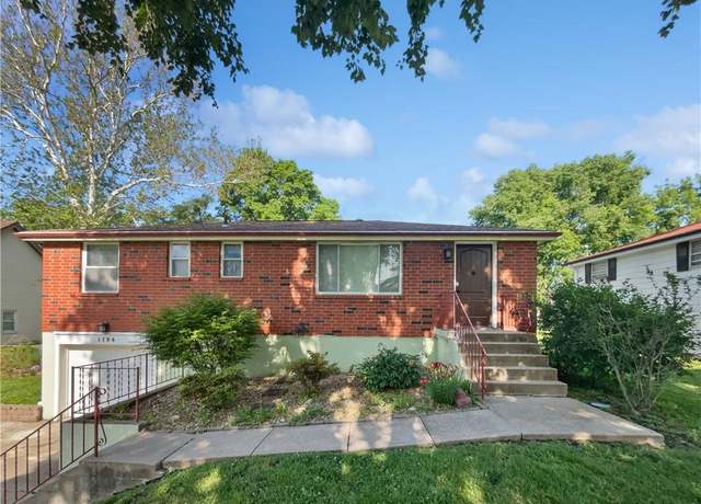 Property at 1724 Grand Ave Ave, Leavenworth, KS 66048, 3 beds, 1.5 baths