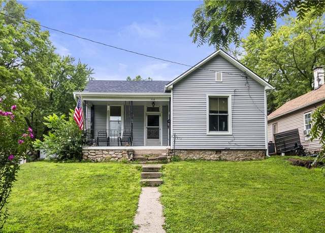 Property at 308 N 19th St, Lexington, MO 64067, 2 beds, 1 bath