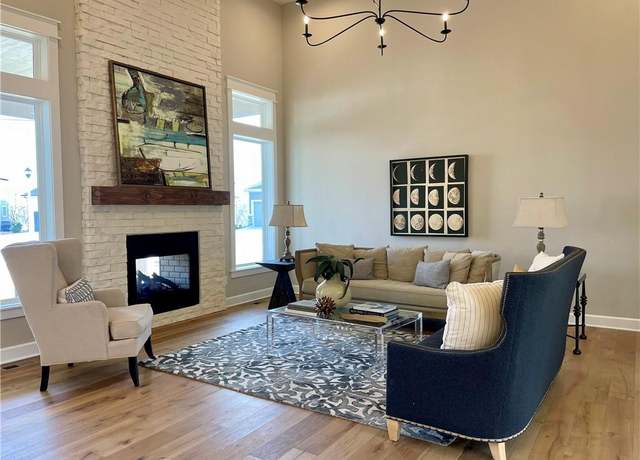 Property at 18337 Monrovia St, Overland Park, KS 66013, 4 beds, 3.5 baths