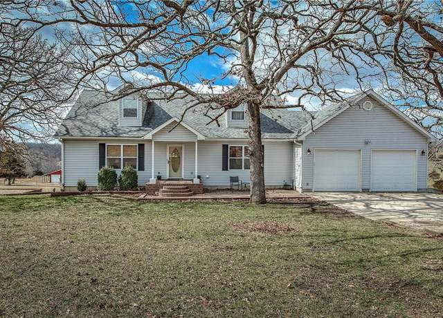 Property at 29124 Bobcat Dr, Warsaw, MO 65355, 1 bed, 2.5 baths