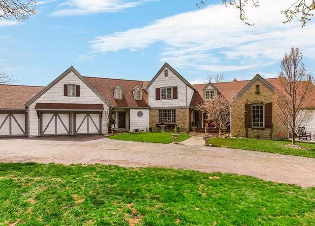 Property at 32455 W 135th St, Olathe, KS 66061, 6 beds, 5 baths