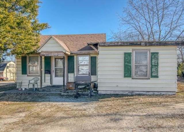 Property at 2201 S Main St, Galena, KS 66739, 3 beds, 1 bath