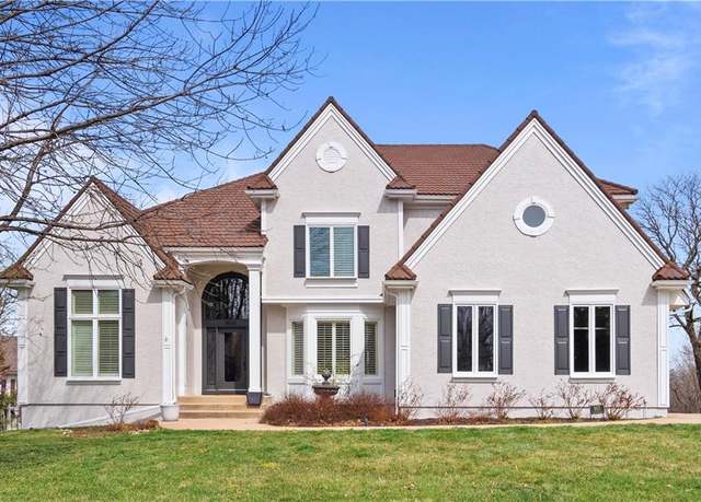 Property at 9605 Falcon Ridge Dr, Lenexa, KS 66220, 4 beds, 4 baths