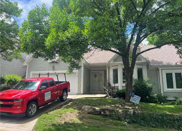 Property at 5848 Summit St, Shawnee, KS 66216, 2 beds, 2 baths