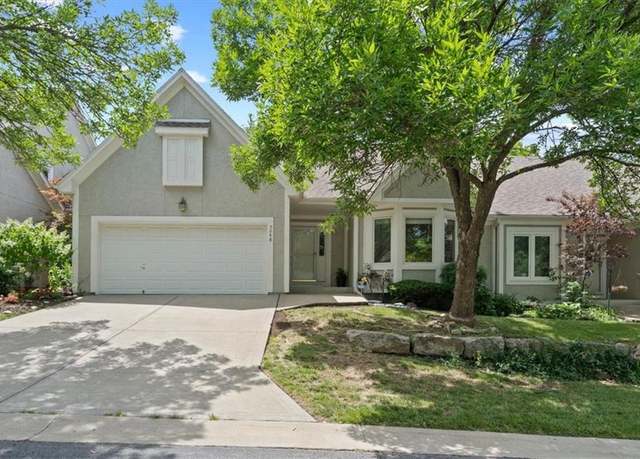 Property at 5848 Summit St, Shawnee, KS 66216, 2 beds, 2 baths