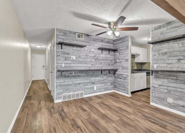 Property at 4532 Holly #4 St, Kansas City, MO 64111, 2 beds, 1 bath