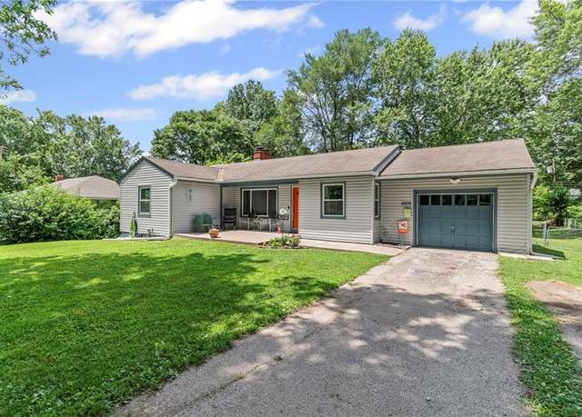 Property at 4506 Westridge Rd, Kansas City, MO 64133, 3 beds, 1 bath