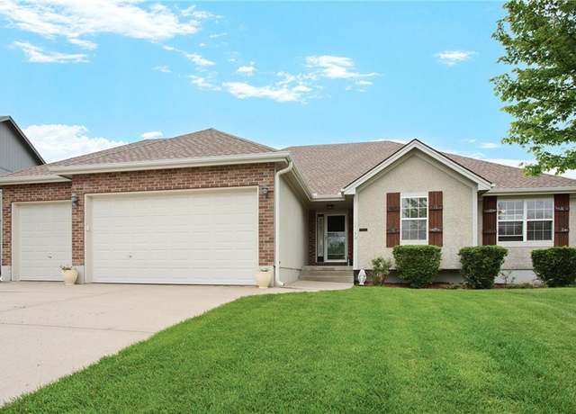 Property at 1209 N Old Mill Rd, Independence, MO 64056, 3 beds, 3 baths