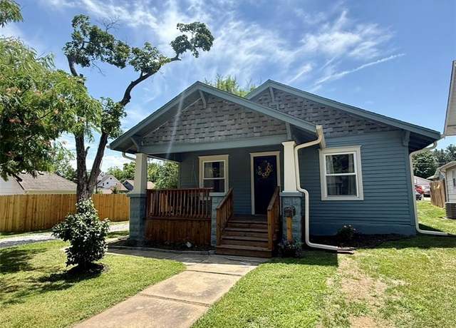 Property at 309 Parker Ave, Osawatomie, KS 66064, 3 beds, 1 bath