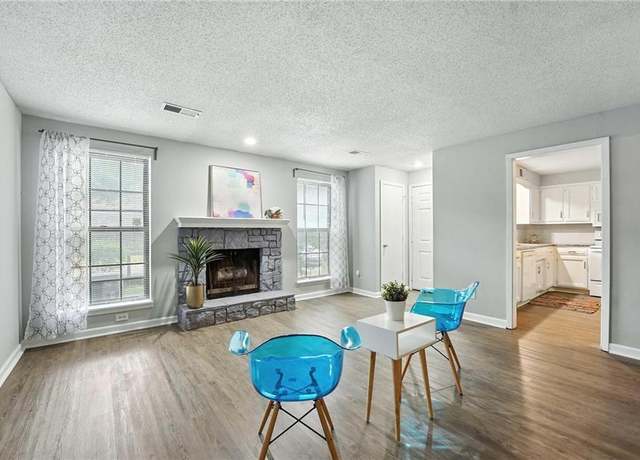 Property at 12704 W 110th Ter, Overland Park, KS 66210, 2 beds, 2 baths