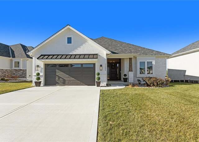 Property at 11304 Brome Dr, Kearney, MO 64060, 4 beds, 3 baths