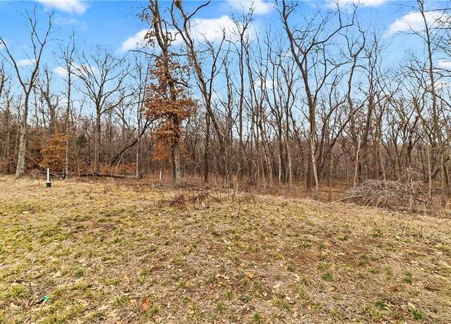 Property at 16917 Wallace Way, Loch Lloyd, MO 64012