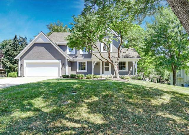 Property at 3204 W 121st Ter, Leawood, KS 66209, 4 beds, 3.5 baths