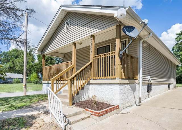 Property at 2301 Drury Ave, Kansas City, MO 64127, 2 beds, 2 baths