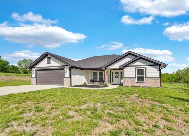 Property at 260 NW 1201st St, Holden, MO 64070, 3 beds, 2 baths