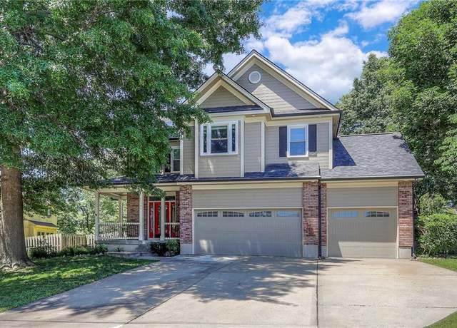 Property at 1906 Blackbird Cir, Kearney, MO 64060, 4 beds, 3.5 baths