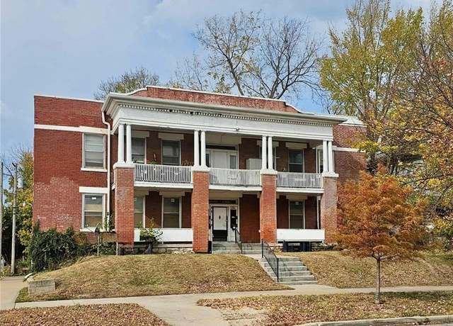 Property at 2542 Benton Blvd, Kansas City, MO 64127, 8 beds, 4 baths