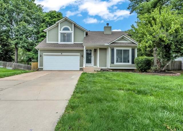 Property at 15409 Conser St, Overland Park, KS 66223, 3 beds, 2.5 baths