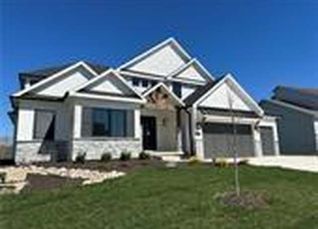 Property at 2734 SW Heartland Rd, Lee's Summit, MO 64082, 4 beds, 3 baths