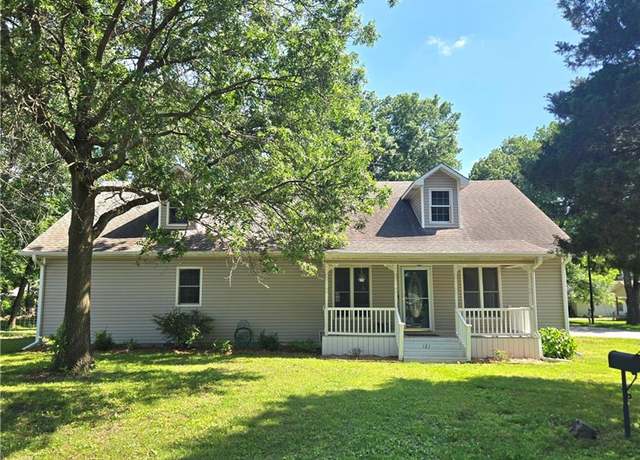 Property at 121 W 25th N/A, Pittsburg, KS 66762, 3 beds, 2 baths