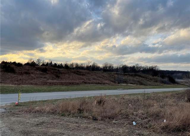 Property at 10203 Donahoo Rd, Kansas City, KS 66109