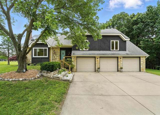 Property at 3437 N Wabash Ave, Kansas City, MO 64116, 4 beds, 3 baths