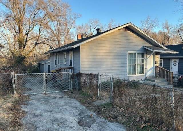 Property at 4505 Lister Ave, Kansas City, MO 64130, 3 beds, 2 baths